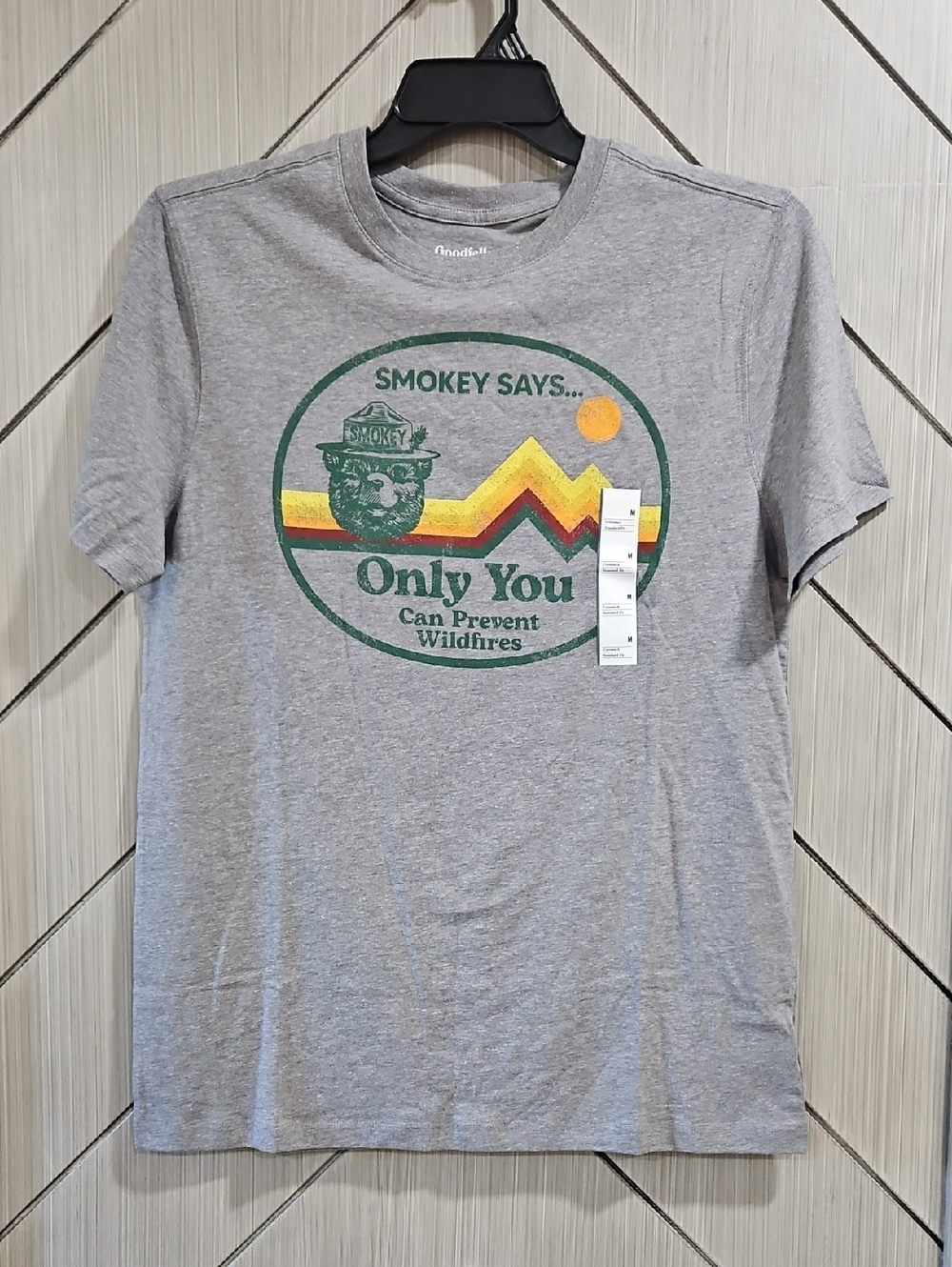 Goodfellow & Co Grey Smokey Says Graphic Tee with Green and Yellow Print